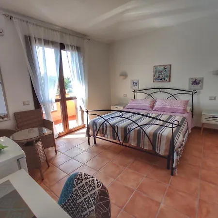 Stella Dorada A Soli 5 Minuti Dalle Spiagge Le Nostre Camere Offrono Tutto Il Necessario Per La Tua Vacanza Perfetta Olia Speciosa Exterior photo